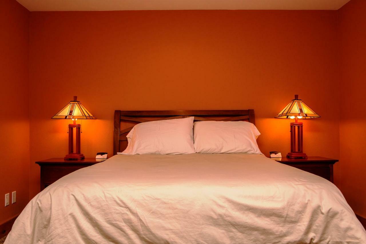 5-Star Luxury Tahoe Cabin! Great Location! Pool Table!Darts! Poker! Ping Pong! Games! サウス・レイクタホ エクステリア 写真